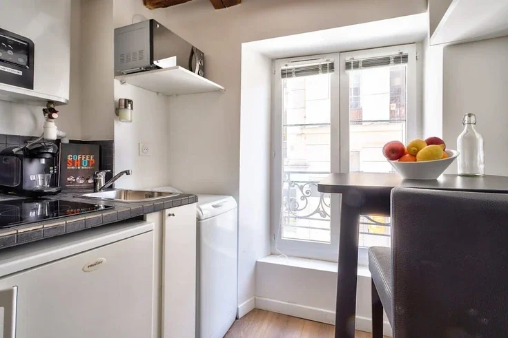 Appartement Rue de l'Échiquier à Paris