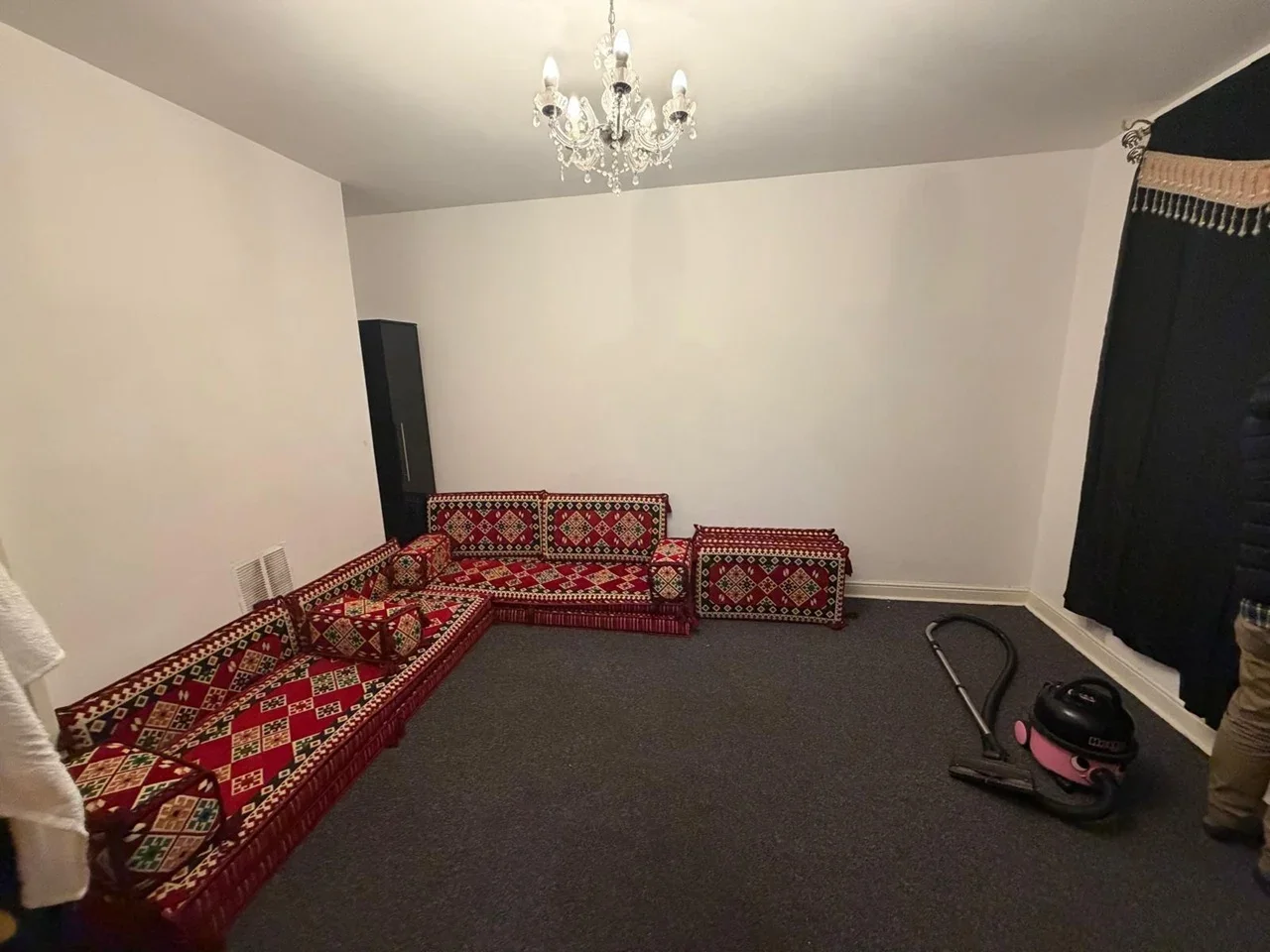 Room Weston Street in Greater London