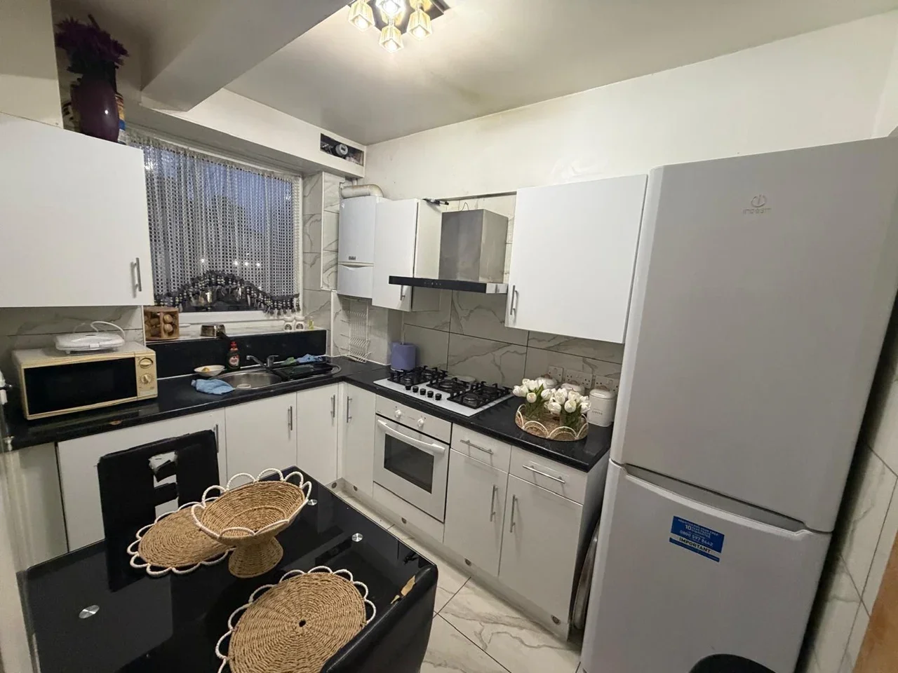 Room Weston Street in Greater London