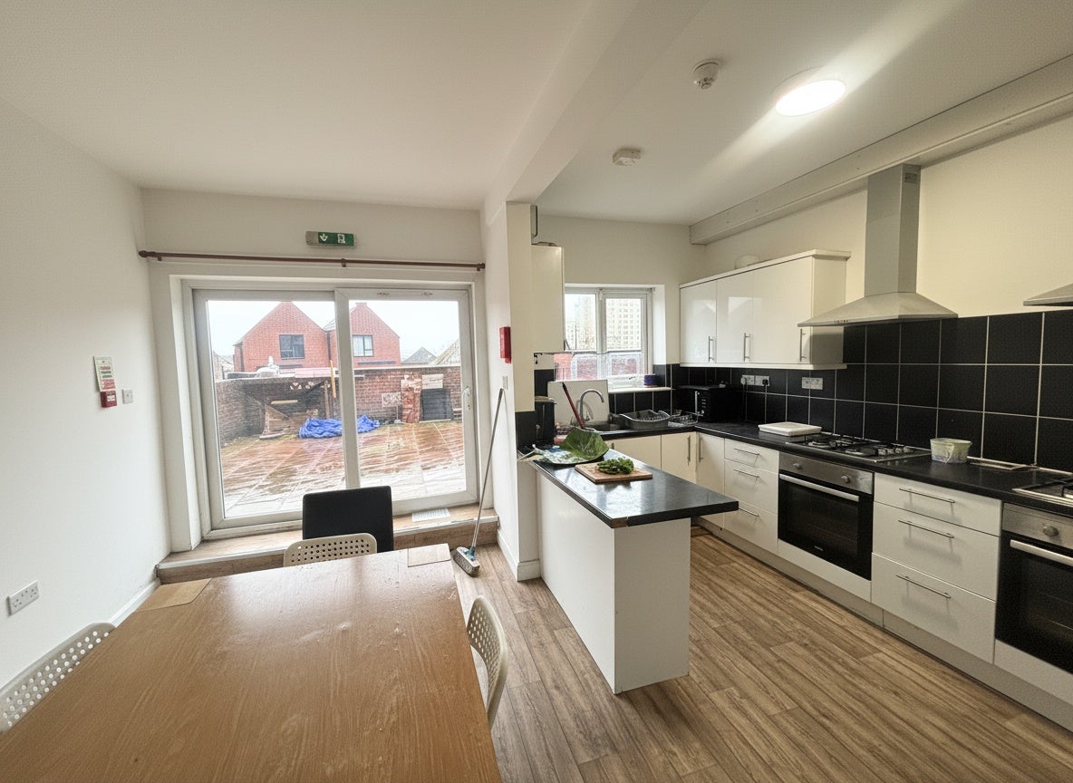 Flat Clifford Street in Nottingham