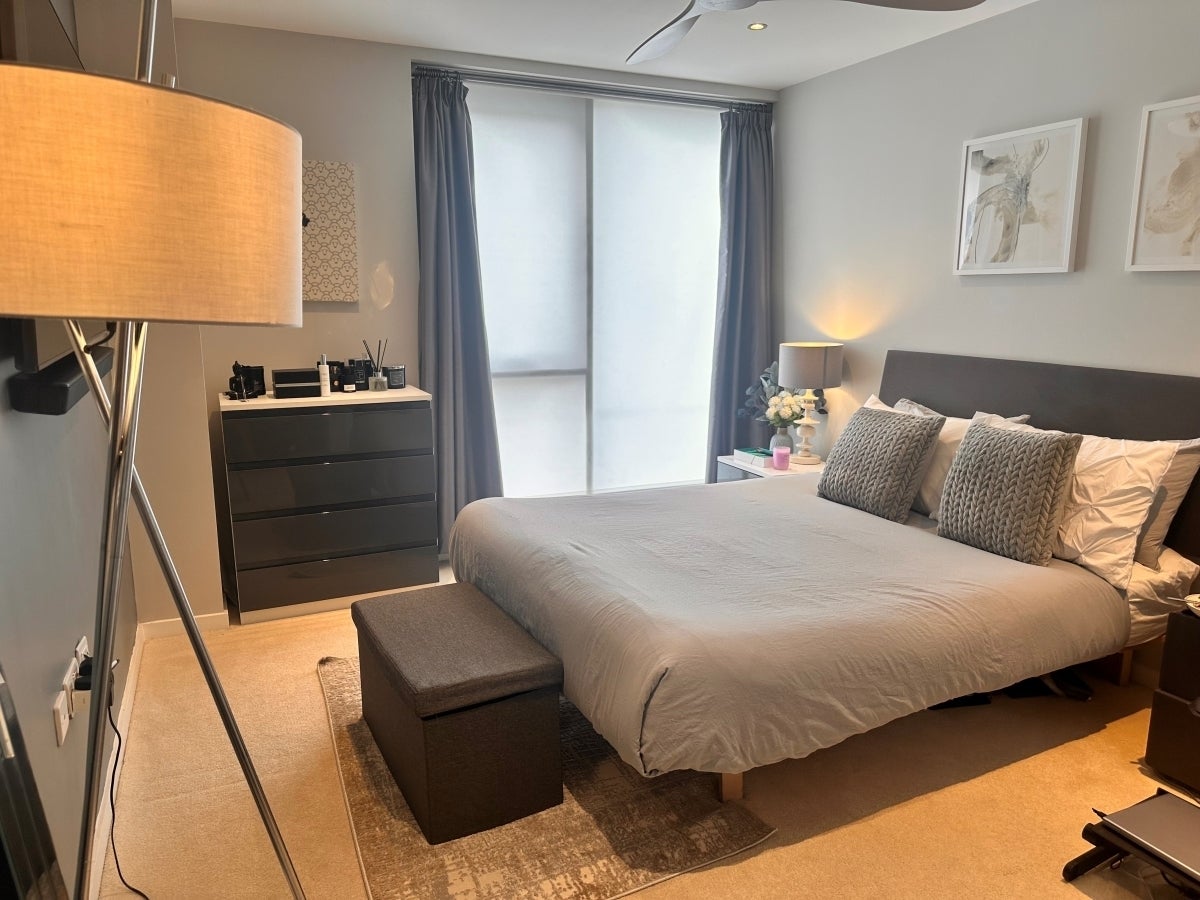 Flat Grafton Square in Greater London