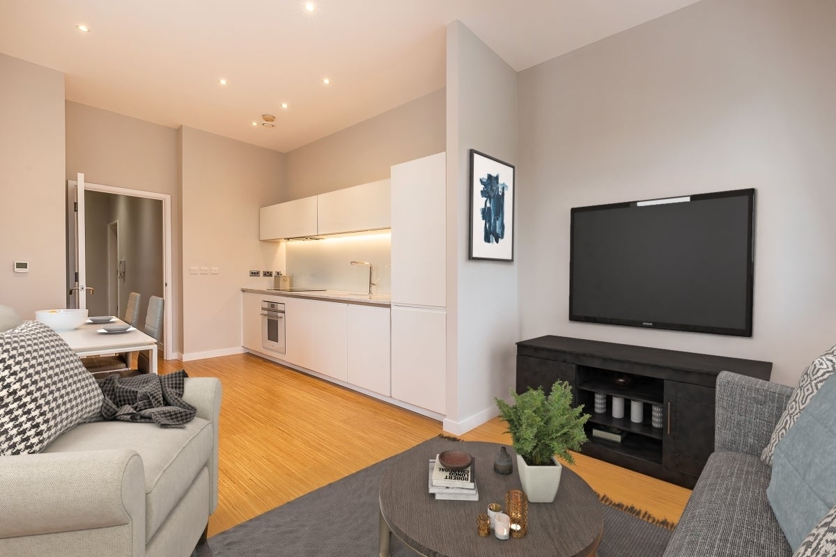 Flat Grafton Square in Greater London
