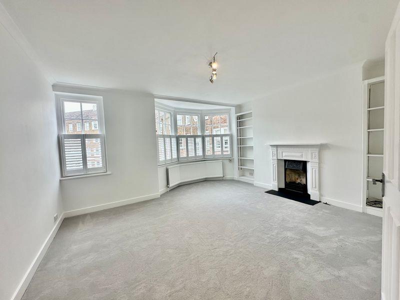 Flat South Grove in Greater London