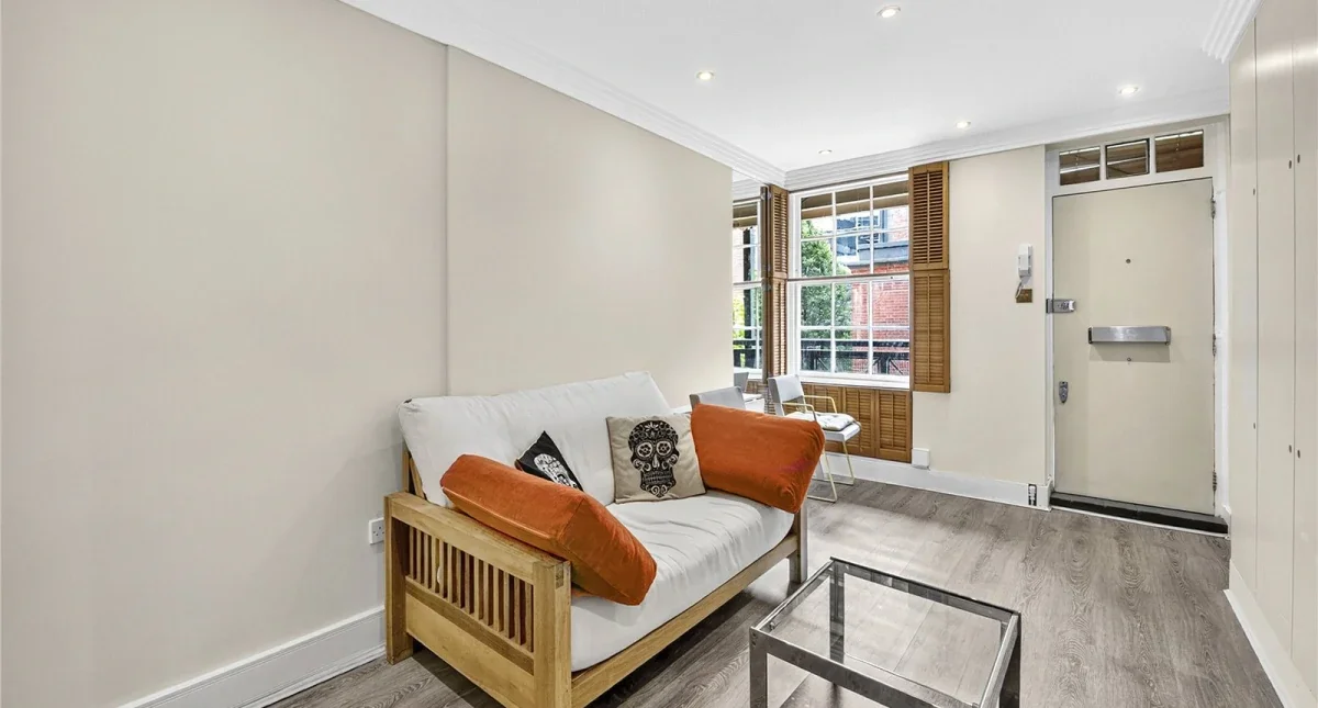 Flat Martlett Court in City of Westminster