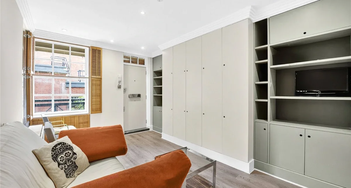 Flat Martlett Court in City of Westminster