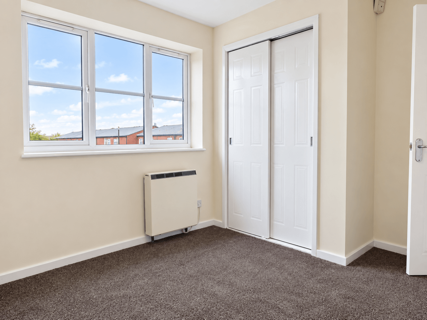 Flat Anderton Road in Coventry