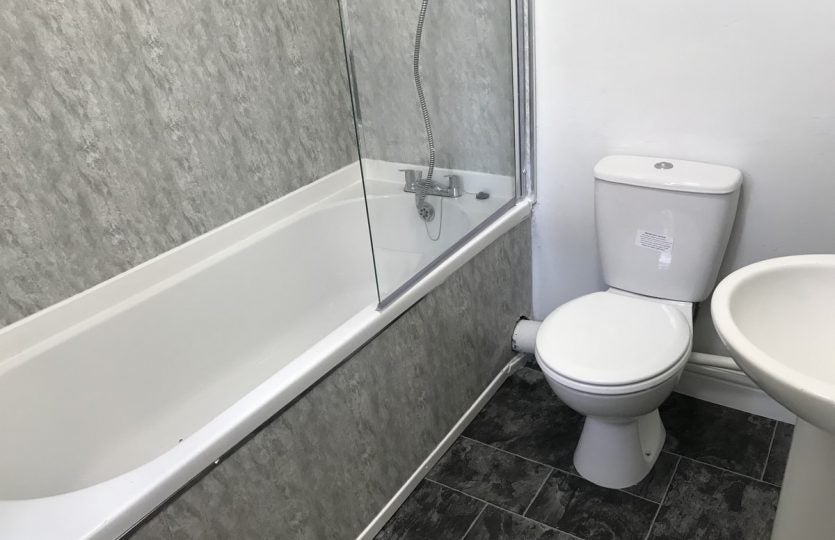 Flat Jarratt Street in Hull