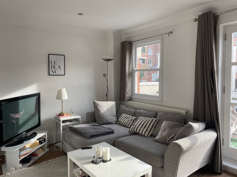 Room Claridge Court in Greater London
