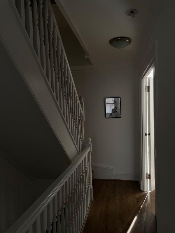 Room Claridge Court in Greater London