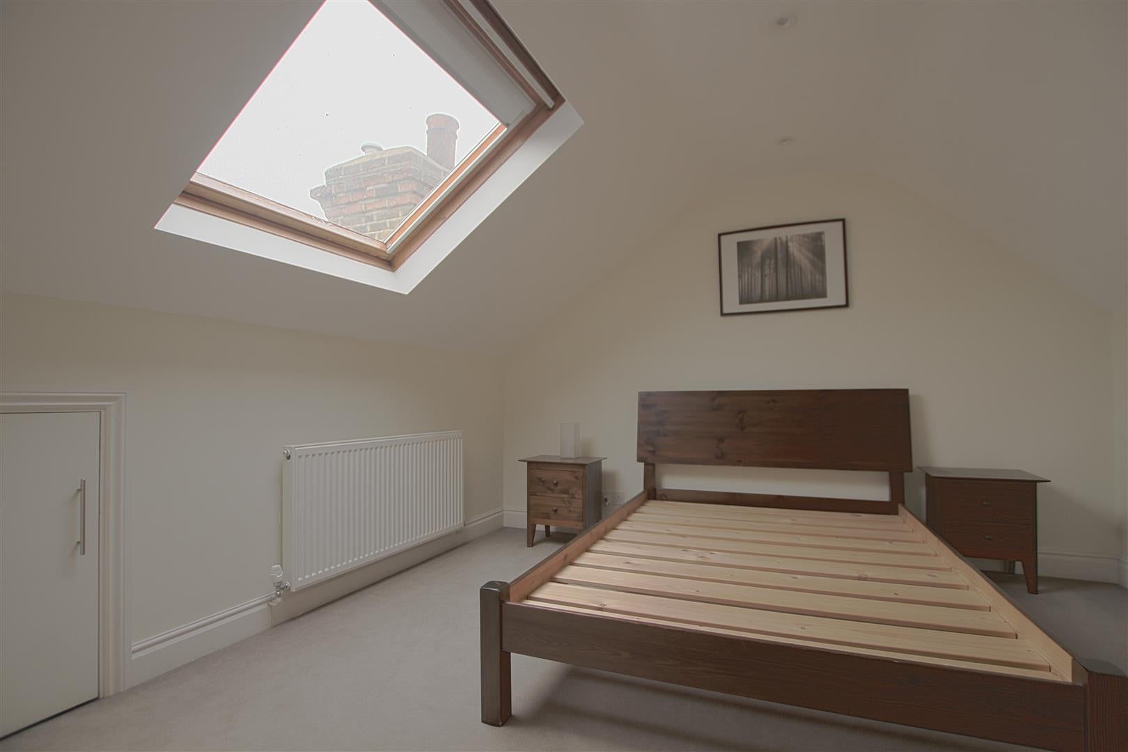 Flat Northfield Avenue in Greater London