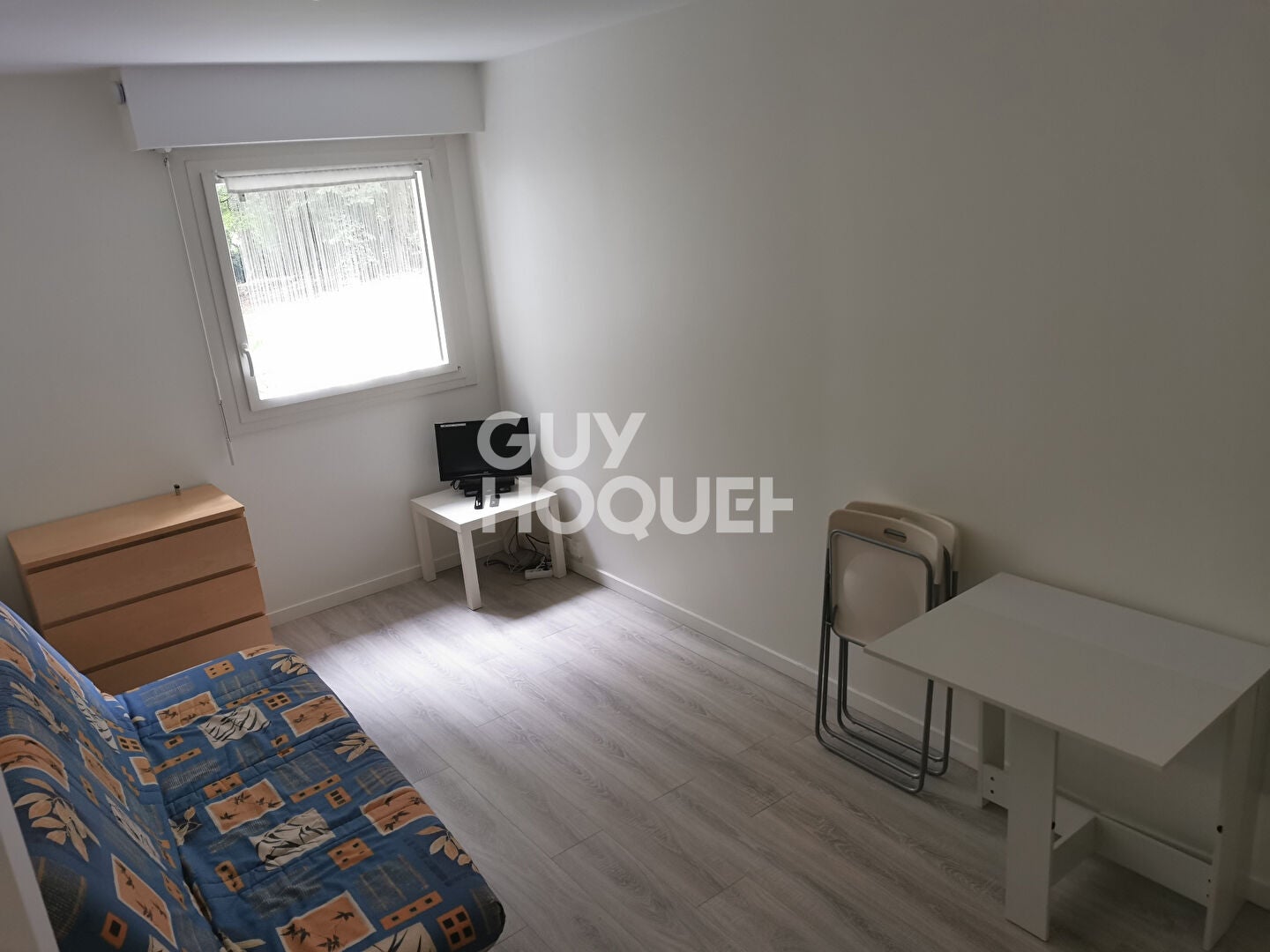 Appartement Place de la Mairie à Le Coudray-Montceaux