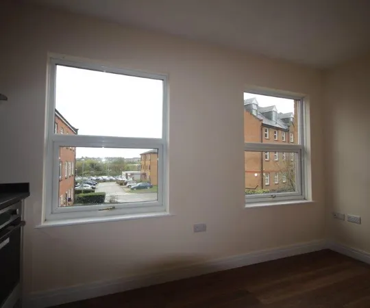 Flat Marefair in Northampton