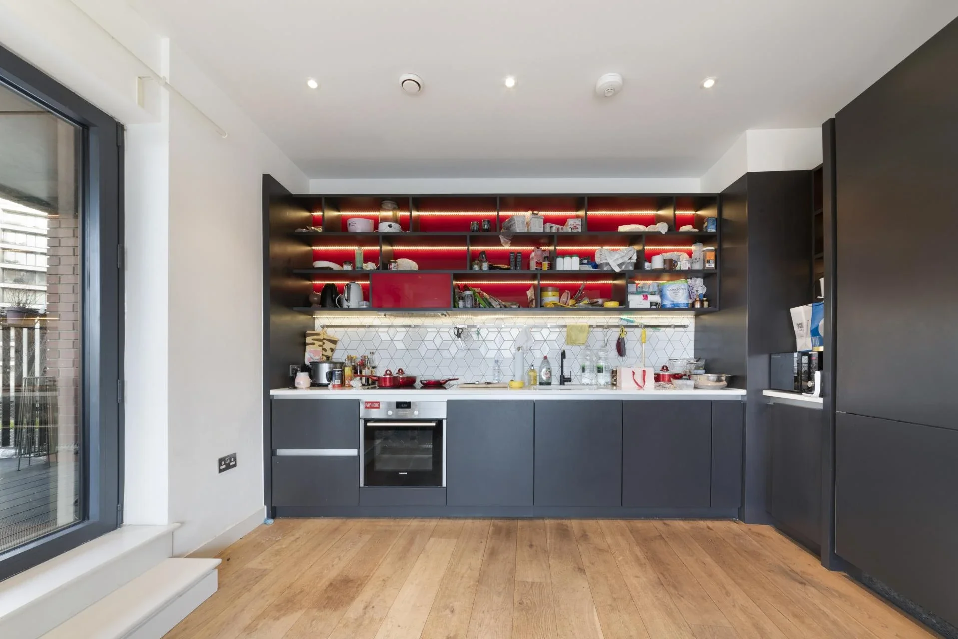 Flat Lyell Street in Greater London
