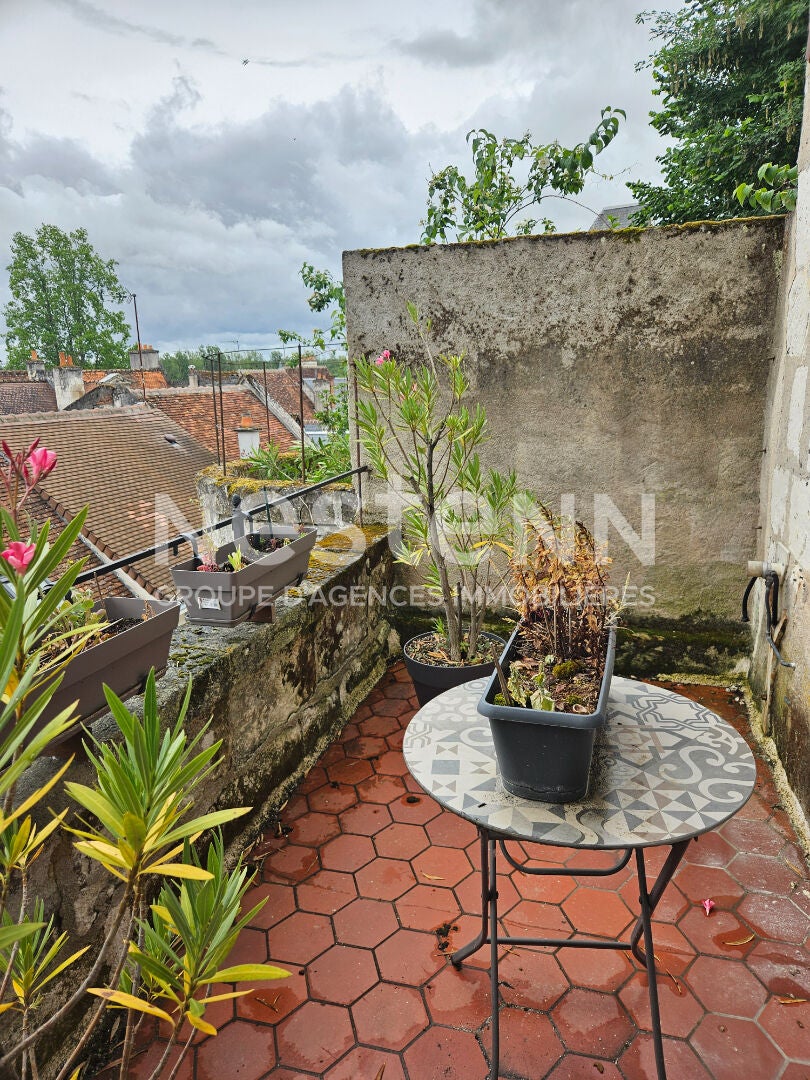 Appartement Rue Alfred de Vigny à Ciran