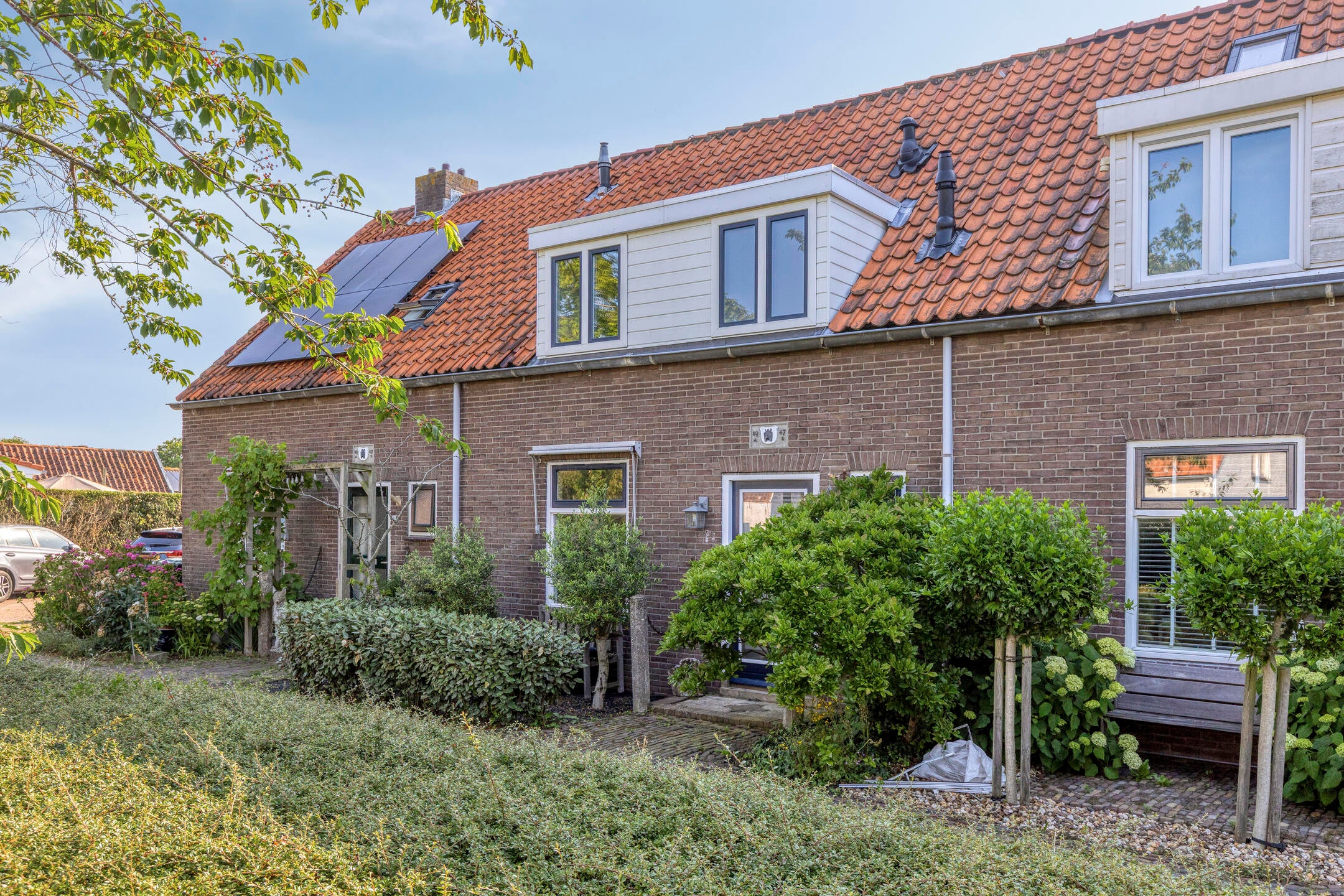 Huis Weeldeweg 11 in Burgh-Haamstede