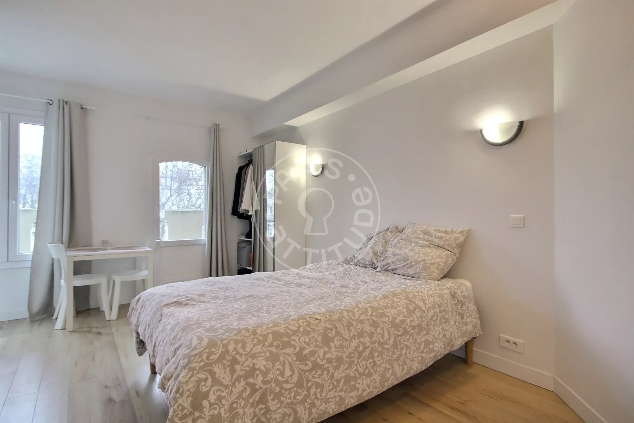 Flat Boulevard Bineau in Neuilly-sur-Seine