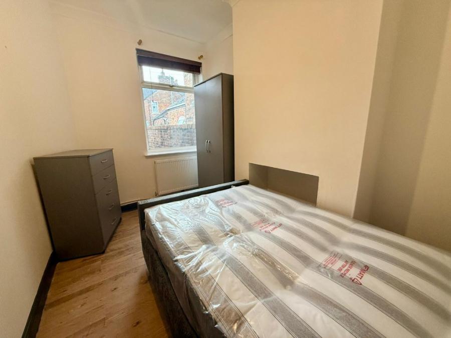 Room Watford Street in Stoke-on-Trent