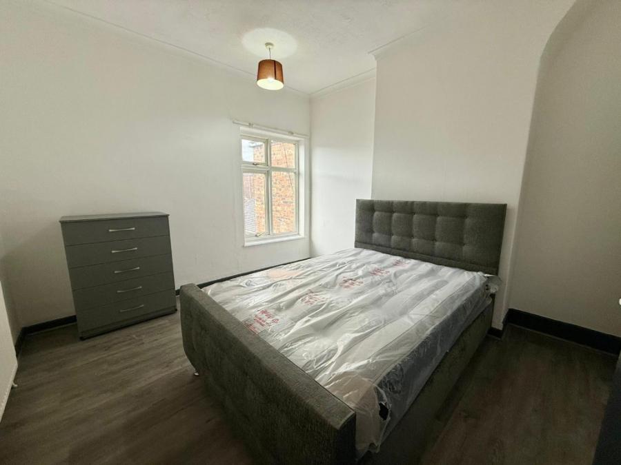 Room Watford Street in Stoke-on-Trent