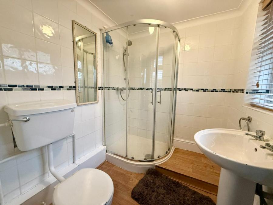 Room Watford Street in Stoke-on-Trent