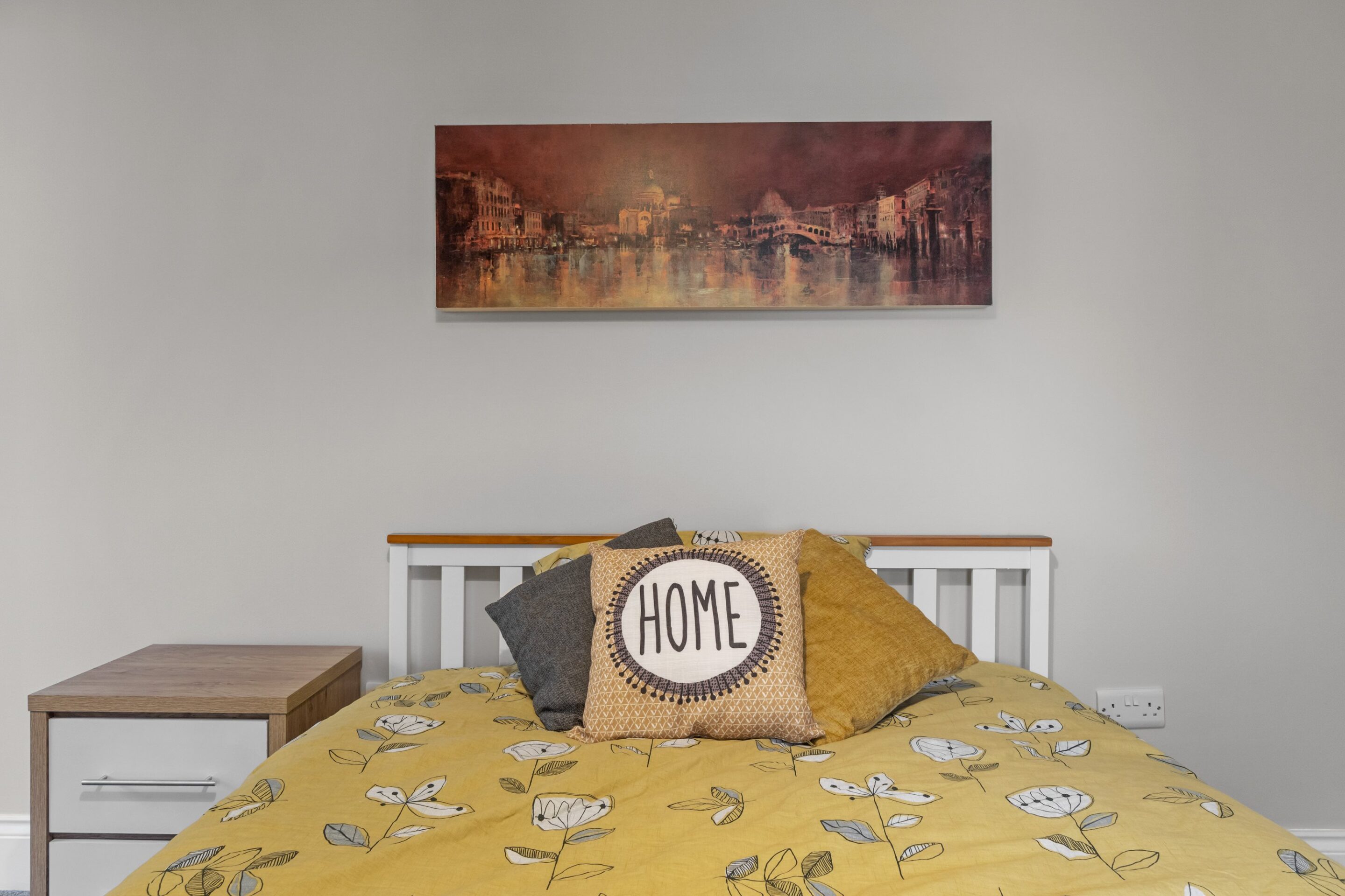 Room Townshend Avenue in Plymouth
