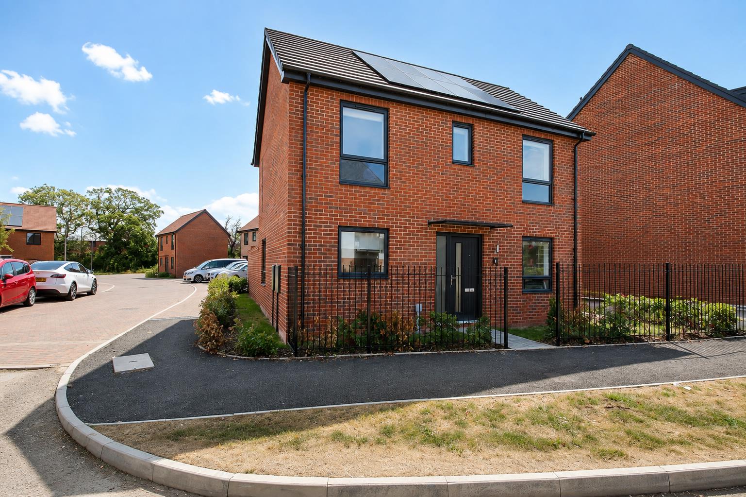 House Sarda Grove in Milton Keynes