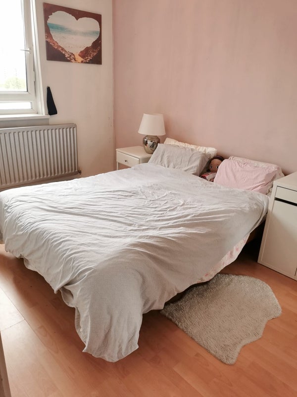 Room Frances Street in Greater London
