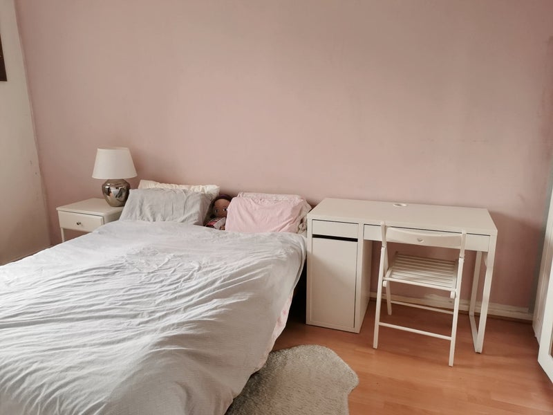 Room Frances Street in Greater London