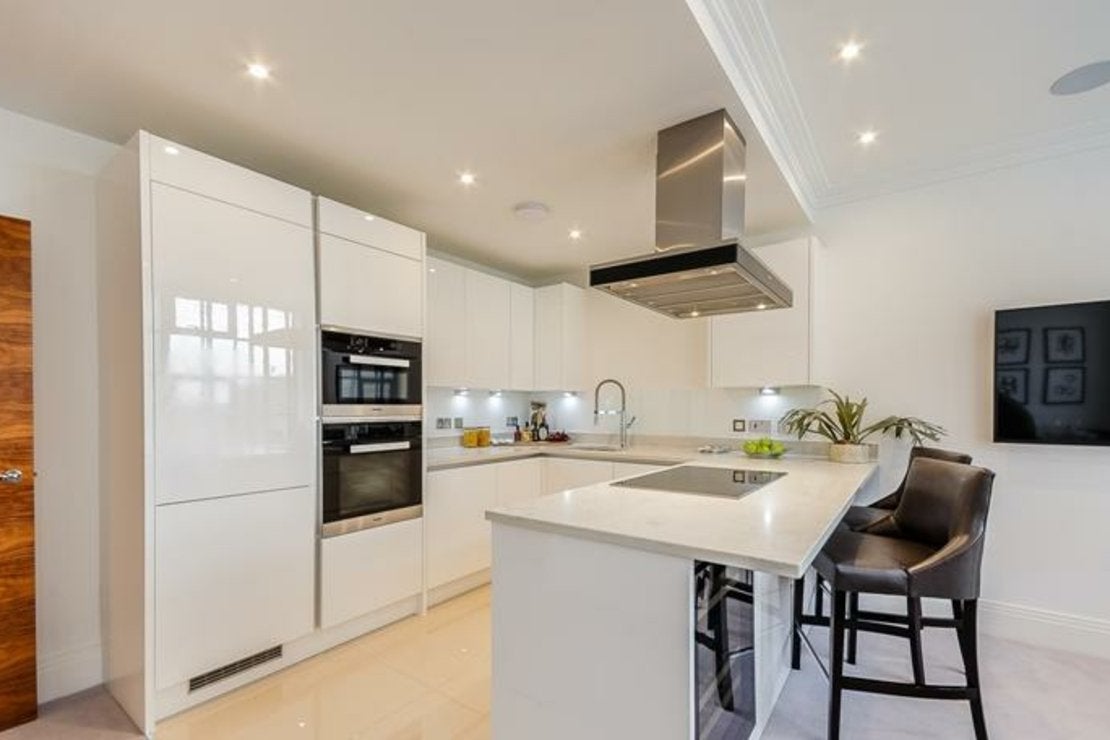 Flat Rainville Road in Greater London