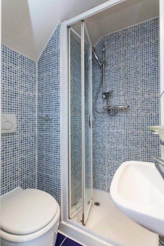 Flat Finchley Road in Greater London