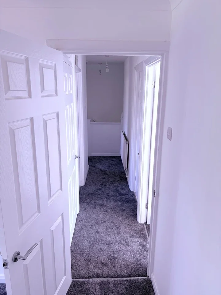 Flat Ashdown Walk in Greater London