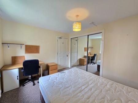 Room Canal Place in Aberdeen City
