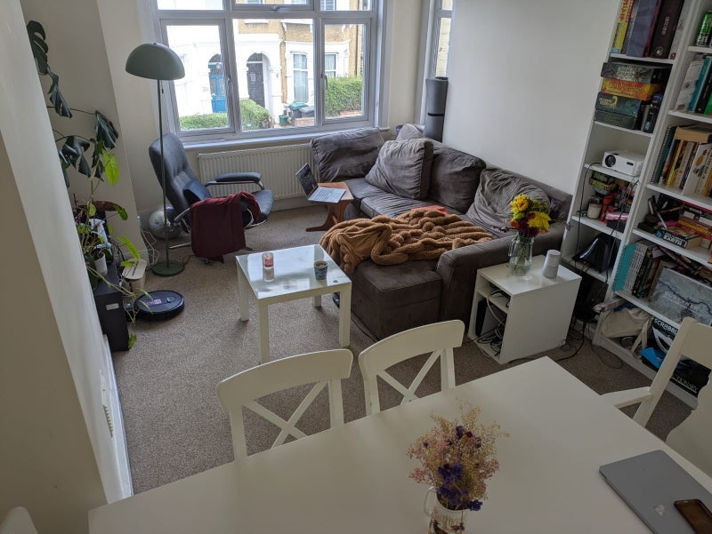 Flat Wightman Road in Greater London