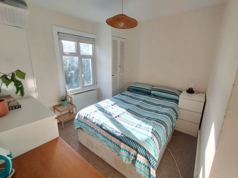 Flat Wightman Road in Greater London