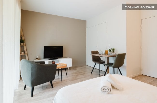 Room Avenue de Paris in Saint-Berthevin