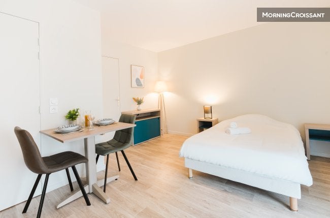 Room Avenue de Paris in Saint-Berthevin