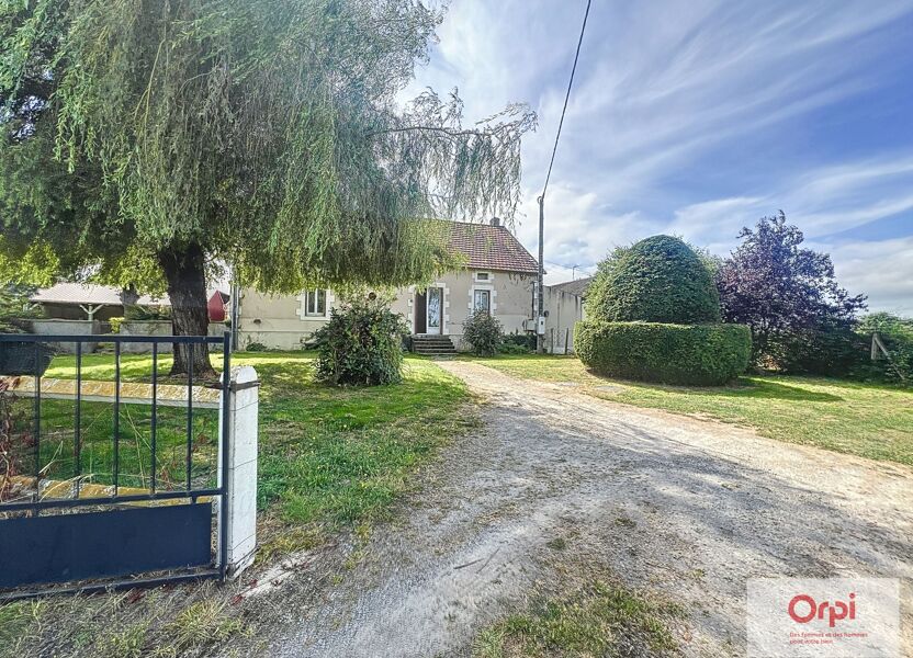 Maison Route de Saint-Angel à Bizeneuille