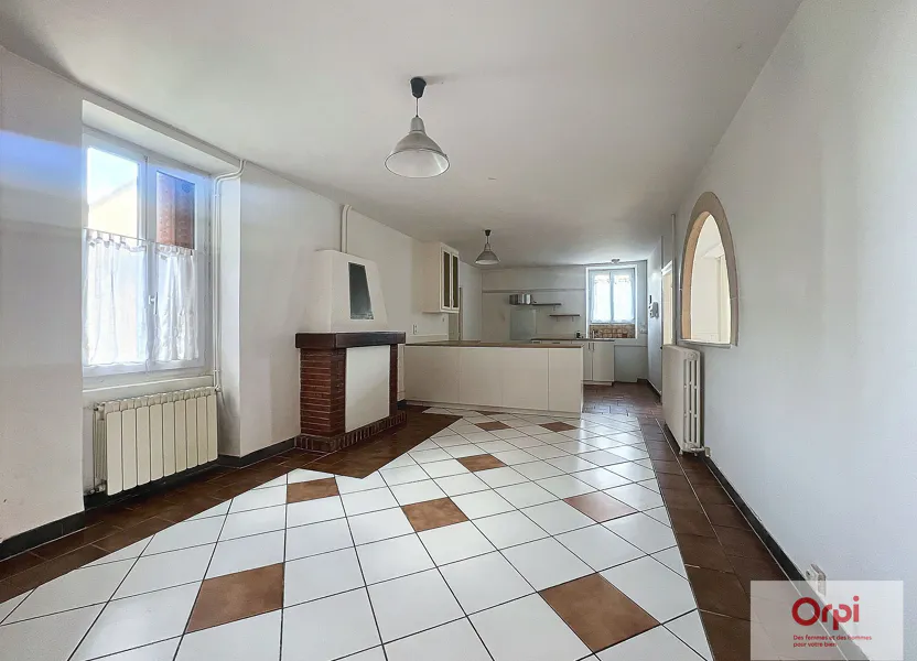 Maison Route de Saint-Angel à Bizeneuille