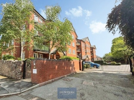 Flat Hagley Road in Birmingham