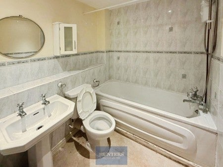 Flat Hagley Road in Birmingham