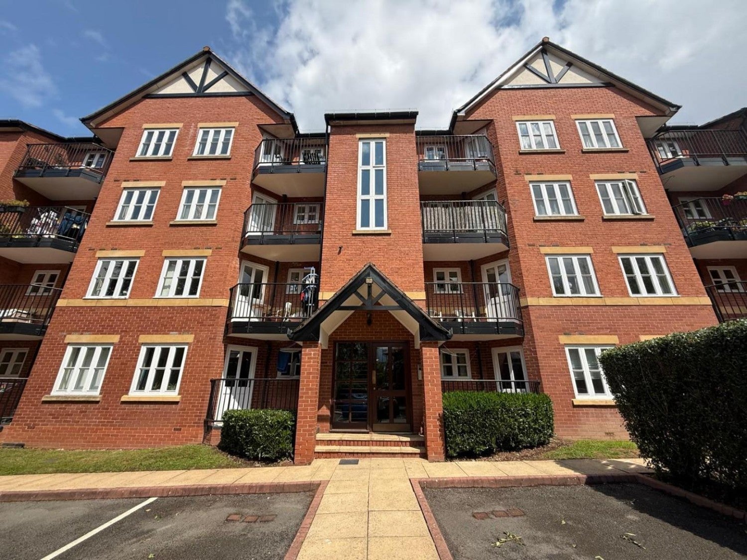 Flat Hagley Road in Birmingham