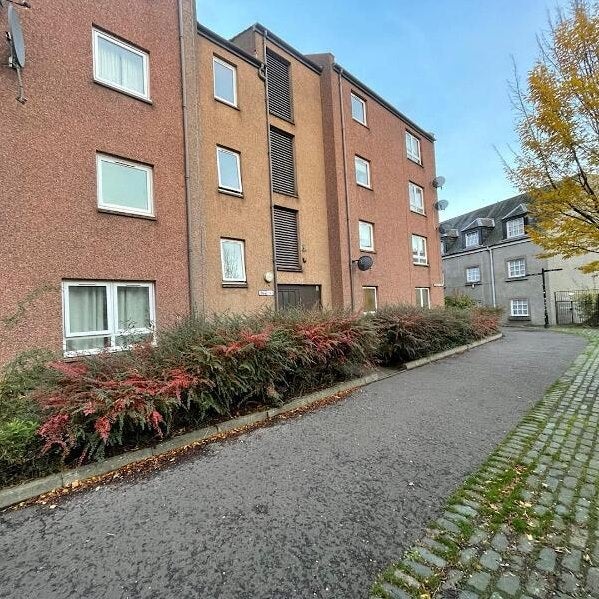 Flat Parmelia Court in Perth