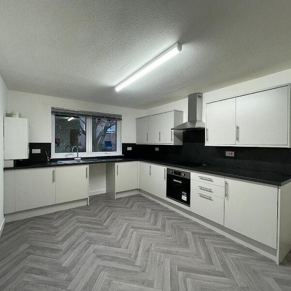 Flat Parmelia Court in Perth