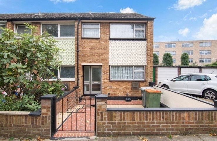 Room Rectory Road in Greater London