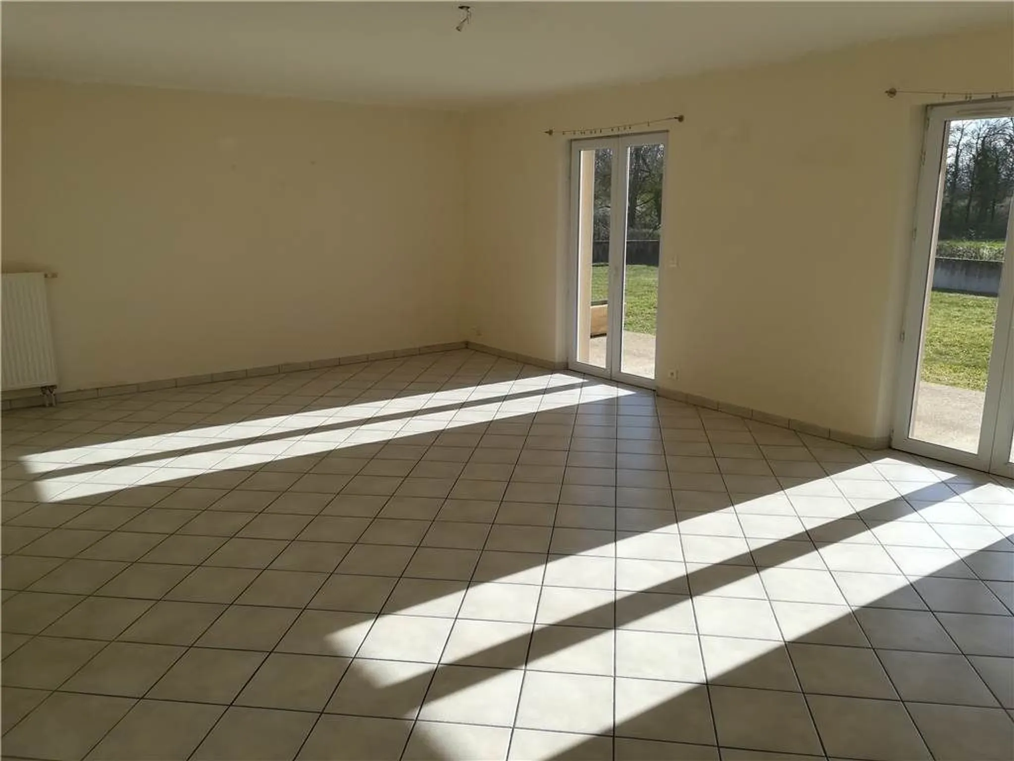 Appartement Rue du Rival à Montrond-les-Bains