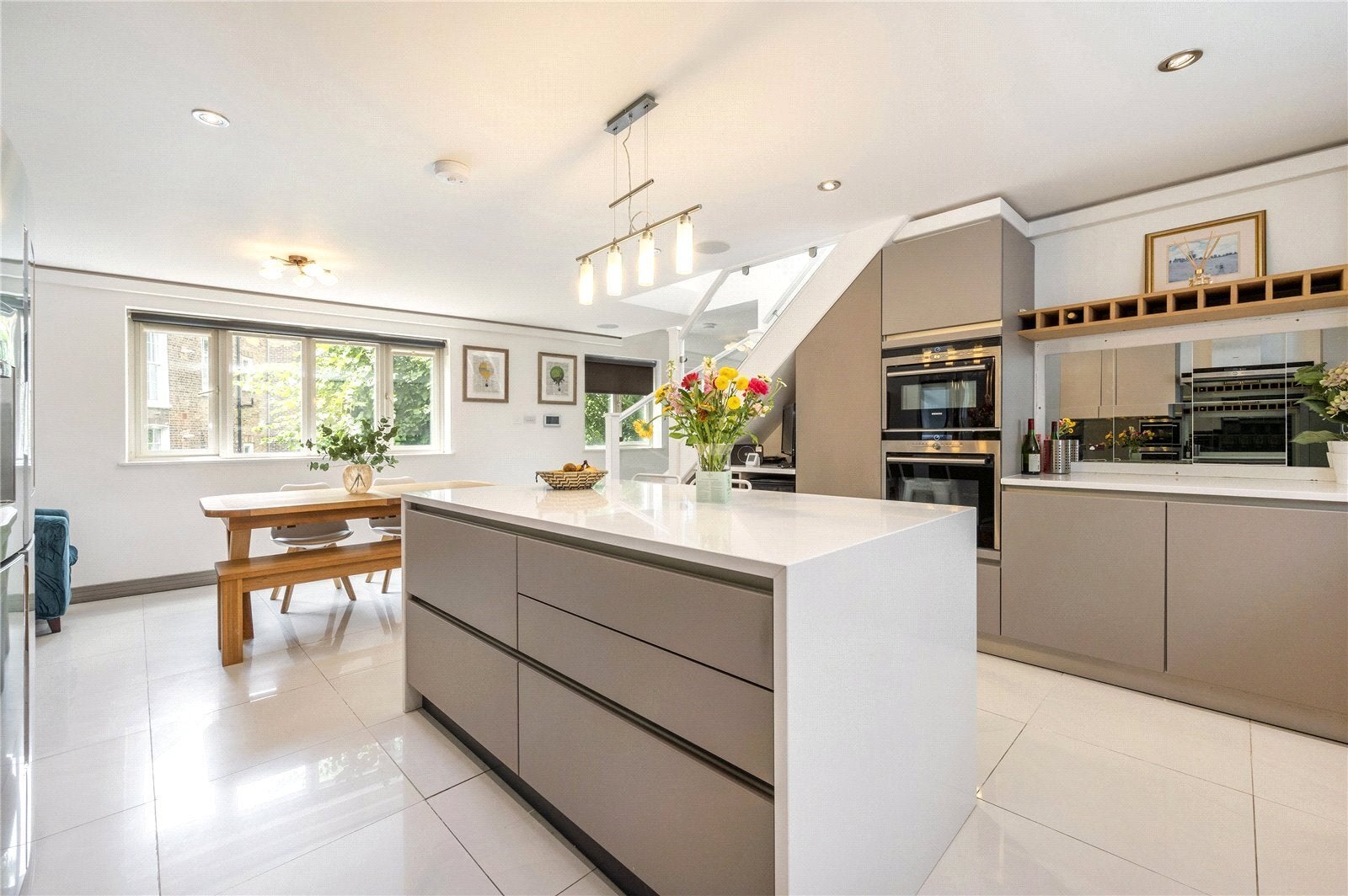 House Cobham Mews in Greater London