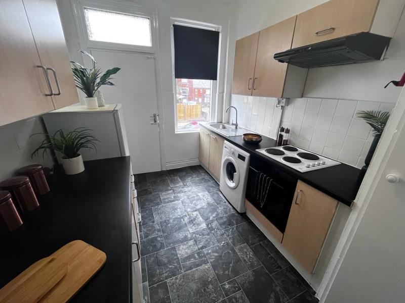 Flat Nancroft Mount in Leeds