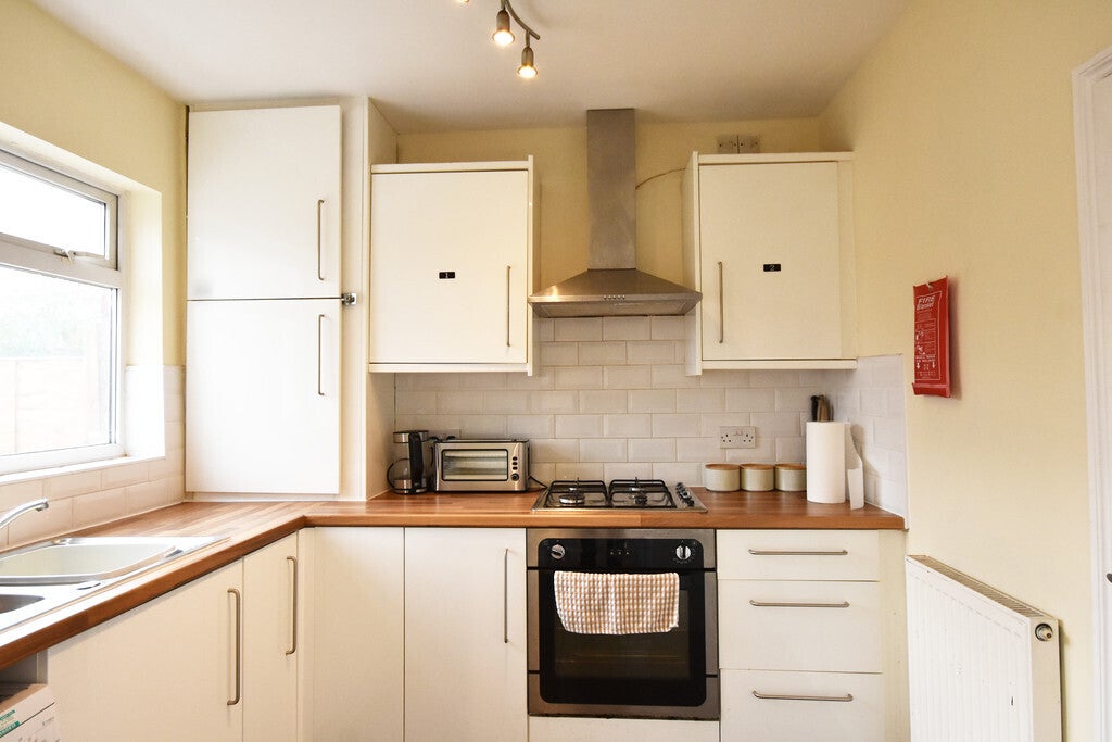 Room Briton Road in Coventry