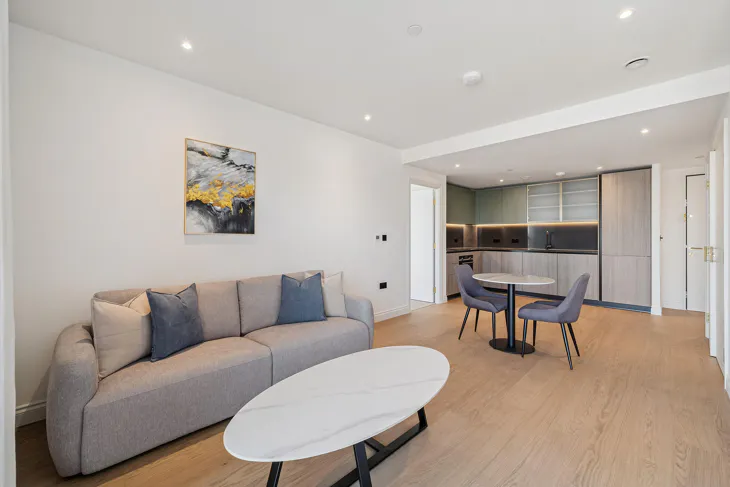 Flat William Morris Way in Greater London