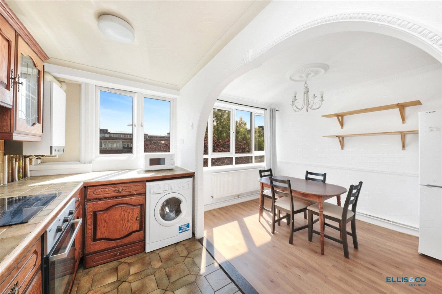 Flat Clark Street in Greater London