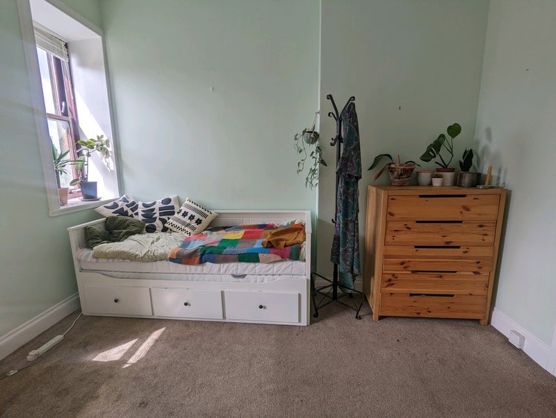 Room Holmhead Crescent in Glasgow